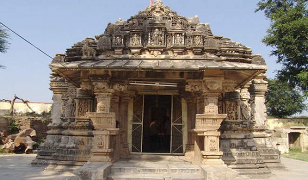 मंदिरों की मणिमाला का मोती है जगत का अम्बिका मंदिर