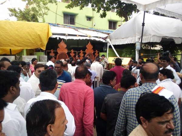 सोशल मीडिया में मुख्यमंत्री भूपेश बघेल के परिवार को देश भर से सांत्वना, जानते हैं किसनें क्या कहा