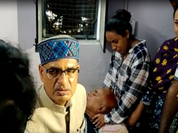 शिवम के परिजनों से मिलने पहुंचे शिवराज; बोले- दिव्यांग मां-बाप के इकलौते बेटे को मार डाला, ये असाधारण अपराध