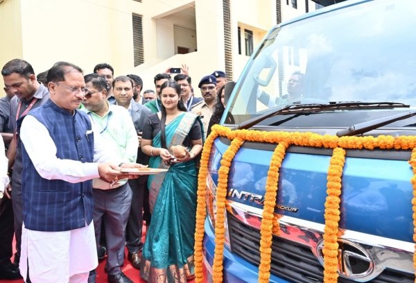 प्रदेश में सौर ऊर्जा के उपभोक्ता ऊर्जा उत्पादक के साथ-साथ बन रहे हैं ऊर्जा दाता : मुख्यमंत्री साय