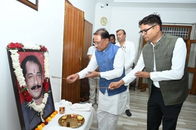स्व. दिलीप सिंह जूदेव की पुण्यतिथि पर वित्त मंत्री  ओपी चौधरी ने किया श्रद्धापूर्वक नमन