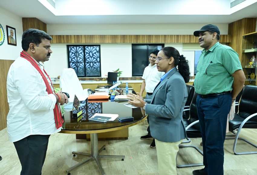 उप मुख्यमंत्री विजय शर्मा ने राष्ट्रपति भवन से आमंत्रण मिलने पर रेणुका गोस्वामी को दी बधाई