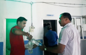 अवैध रूप से आईएसआई मार्क लगाकर बेचा जा रहा था बोतल बंद पानी