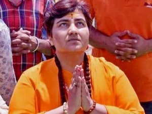 प्रज्ञा ठाकुर ने 21 प्रहर का मौन साधा, कहा- मेरे शब्दों से ठेस पहुंची है तो क्षमा करें