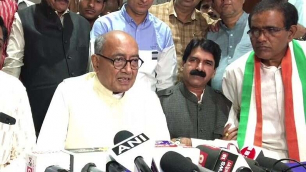 गांधी के हत्यारों में सावरकर का नाम दर्ज था, अंग्रेजों से मांगी थी माफी- दिग्विजय