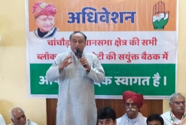 कर्जमाफी पर दिग्विजय के भाई ने कमलनाथ सरकार को घेरा, कहा- माफी मांगें राहुल गांधी