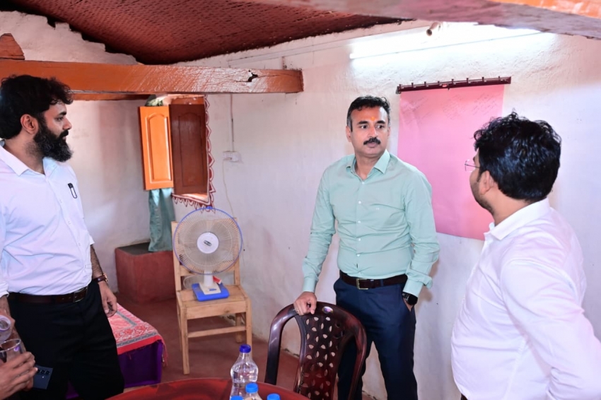 प्रभारी सचिव अंकित आनंद ने केरे गांव के होमस्टे का किया अवलोकन