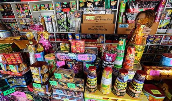 ग्रीन पटाखे जैसी कोई चीज नहीं, सोशल मीडिया पर उड़ा &lsquo;मजाक&rsquo;