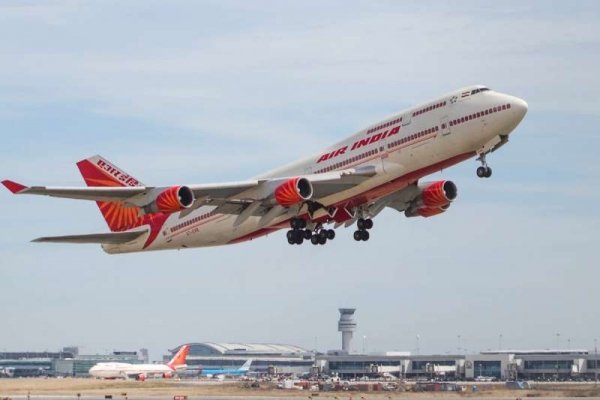 एअर इंडिया की कुछ घरेलू फ्लाइट्स में अब वाई-फाई की सुविधा भी