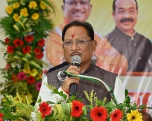 मुख्यमंत्री  विष्णु देव साय ने रायगढ़ जिले के ग्राम गढ़ उमरिया में नवगुरुकुल का किया शुभारंभ